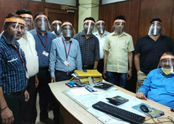 UP State Co-op Bank gives Rs 1000 to employees for masks