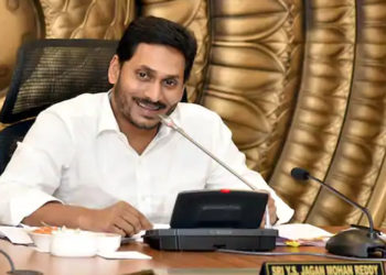 Jagan keen on enlisting GCMMF support