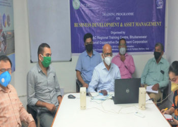 Odisha: LINAC Bhubaneswar trains members of Primary Level Co-ops