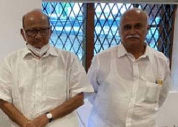Jachak, Ex chairman of Maha Sugar Co-ops join NCP