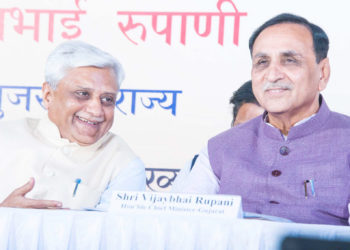 Co-op bodies do wonders in Gujarat; disburse 3 loans in a minute!