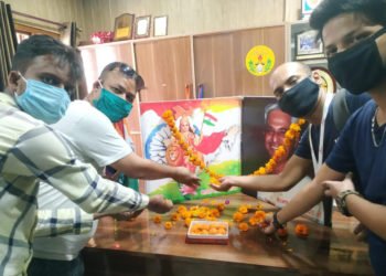 Bina Sanskar Nahi Sahakar: Co-operators remember Late Inamdar