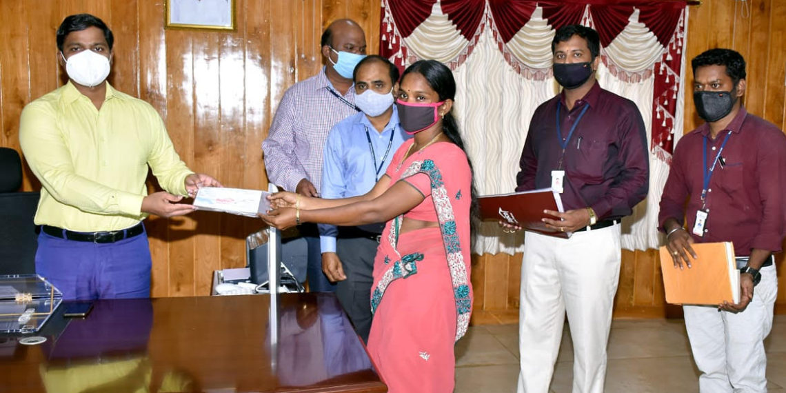 Co-op’s humane face: Repco Bank subsidiary waives off loan of martyr