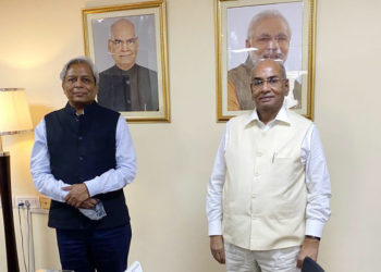 IFFCO MD briefs PM’s Scientific Adviser on Nano