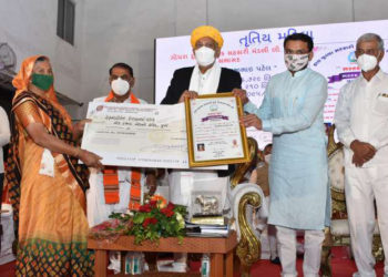 Kutch farmers to be incorporated into dairy co-op network