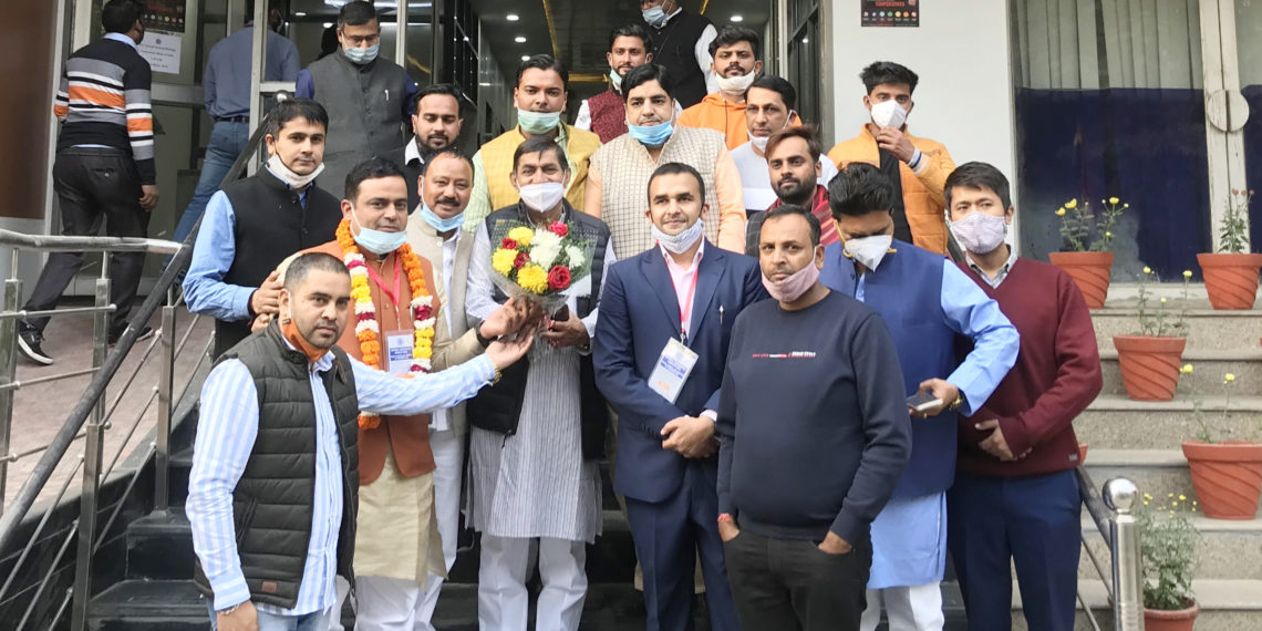 Uttarakhand co-operators rush to Delhi to greet winners