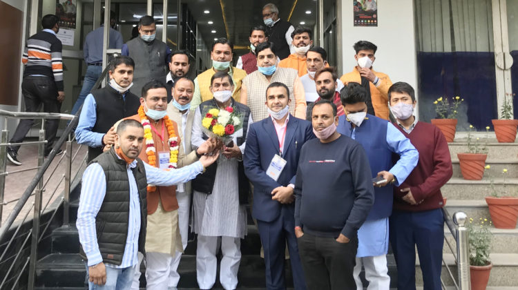 Uttarakhand co-operators rush to Delhi to greet winners