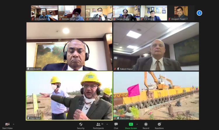 IFFCO MD virtually tours Paradeep; Unit Head offers digital bouquets!