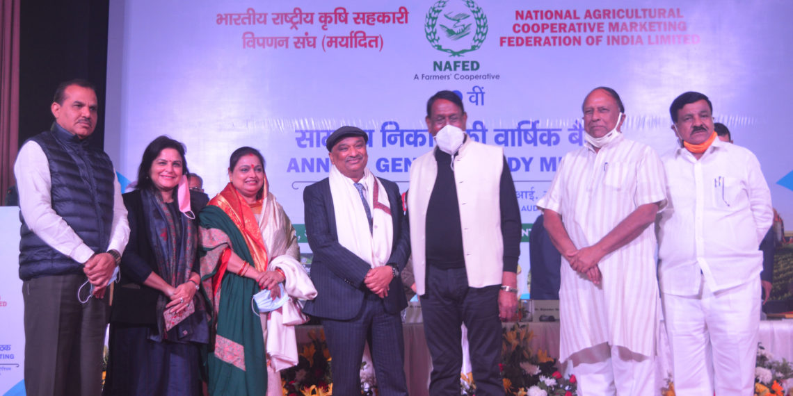 Humour traded between Sunil and Bijender at Nafed AGM