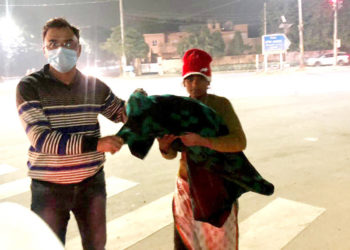 IFFCO showcases human face of co-ops; distributes blankets