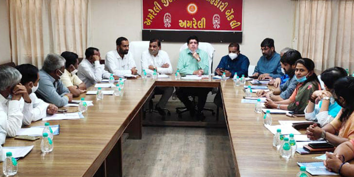 Sanghani skirts RBI diktate on dividends; offers interest-rebate