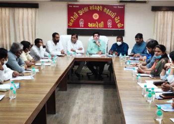 Sanghani skirts RBI diktate on dividends; offers interest-rebate