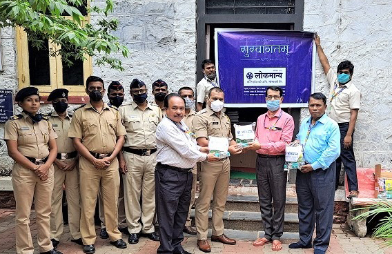 Lokmanya Credit Co-op distributes food kits