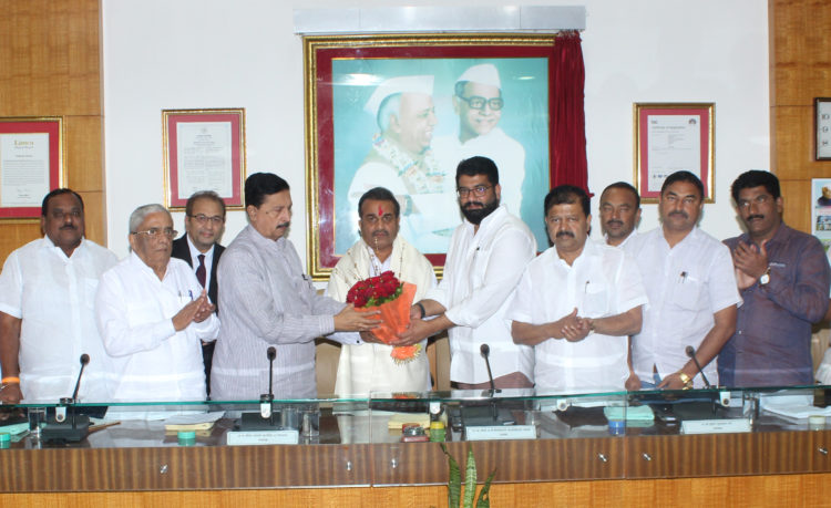 Satara DCCB proves “growth & service can go together”