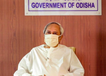 Patnaik offers Rs 11 crore to 120,000 dairy farmers