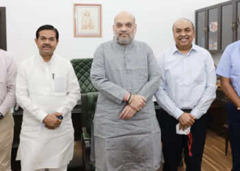 Amit Shah takes the charge, holds first ministerial meeting