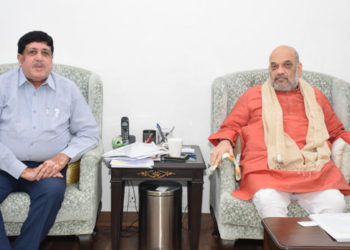 Sanghani pooh-poohs rumours of his difference with Shah