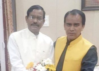 Matwar visits Co-op Drug factory at Ranikhet