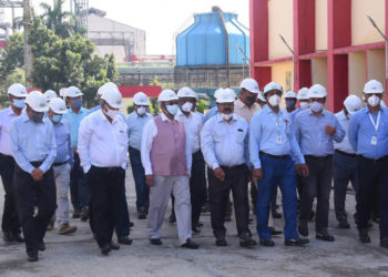IFFCO MD visits Aonla Plant, meets local MP