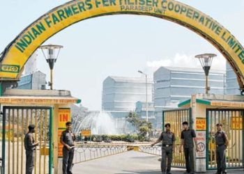 Speaker bestows Kalinga award to IFFCO Paradeep