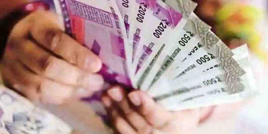 TN: Deepavali bonus to 141 weavers’ co-ops