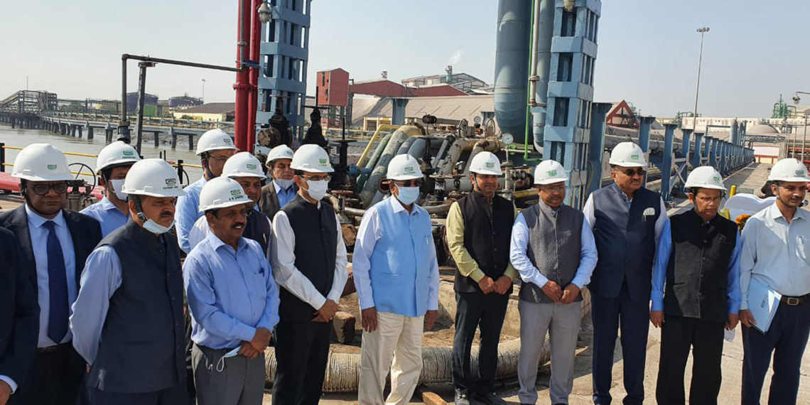 IFFCO MD displays inexhaustible energy, visits Plant after Plant