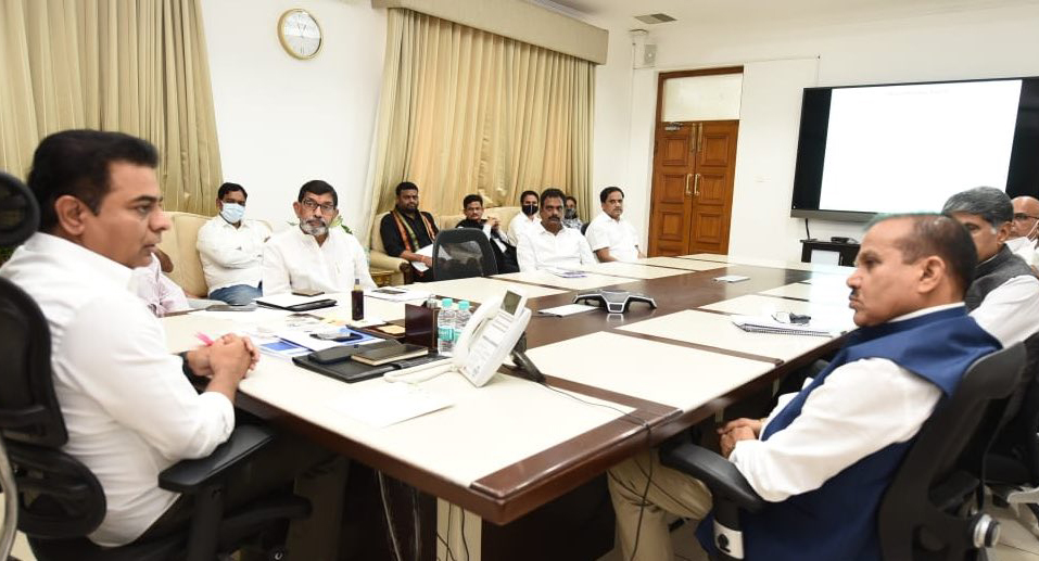 Kribhco bosses meet Telangana Minister