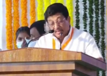 Anaskar exhorts Shah to help check conversion of UCBs