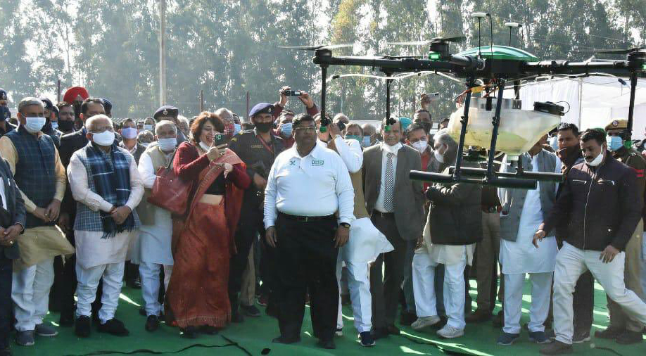 Khattar joins club of Drone led Nano urea spraying