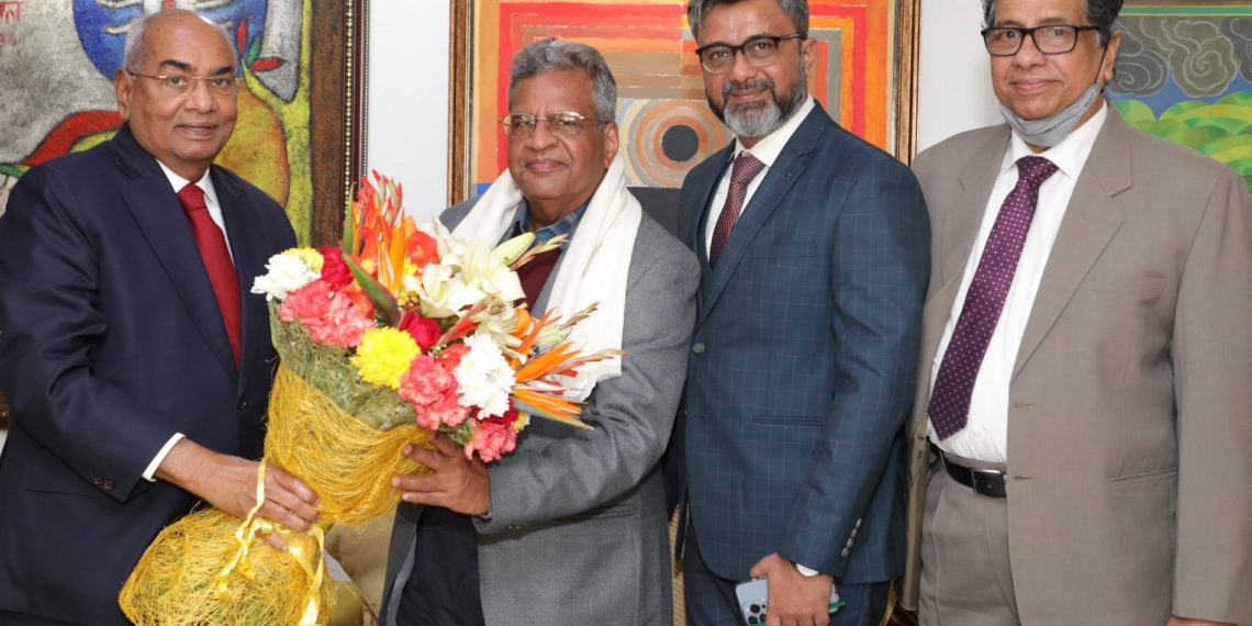 SIFCO Chairman meets Awasthi in his office