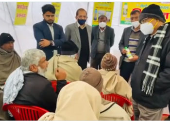 Haryana farmer briefs Fertilizer Secretary on Nano Urea magic