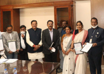 MP: Minister gives away NCDC Excellence Awards to co-ops