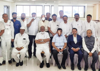 MSC Bank brainstorms on recovery of ailing DCCBs; Pawar attends