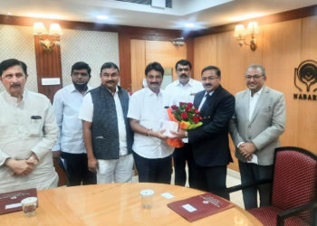 Satara DCCB Chief meets Chintala; seeks revision in CMA scheme