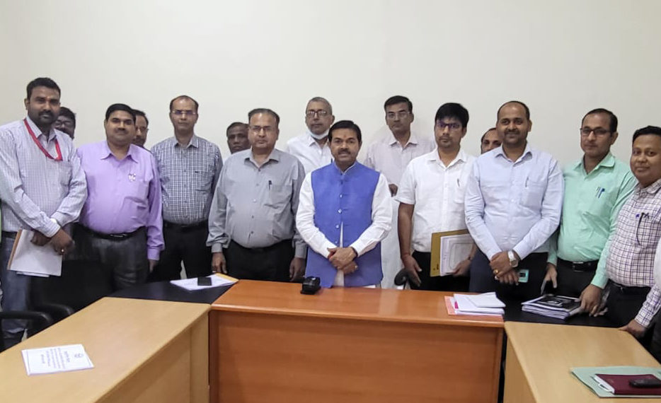 Verma reviews co-op growth of UP in Jhansi