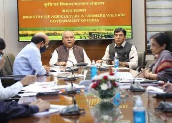 Fertilizer: Ministers deliberate with states; stress on Nano Urea