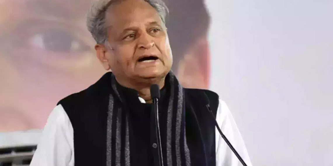 Gehlot promises Rs 160 crore to co-op banks