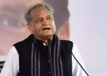 Gehlot promises Rs 160 crore to co-op banks