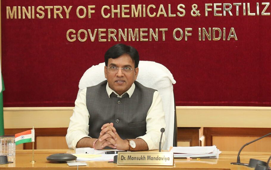 Fertilizer bags to indicate govt subsidy from Oct 2