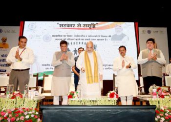 Onboarding co-ops on GeM, Shah asks them to get ready as sellers