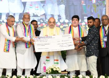 Shah lists new initiatives at Amreli; lauds Amar Dairy & Amreli DCCB