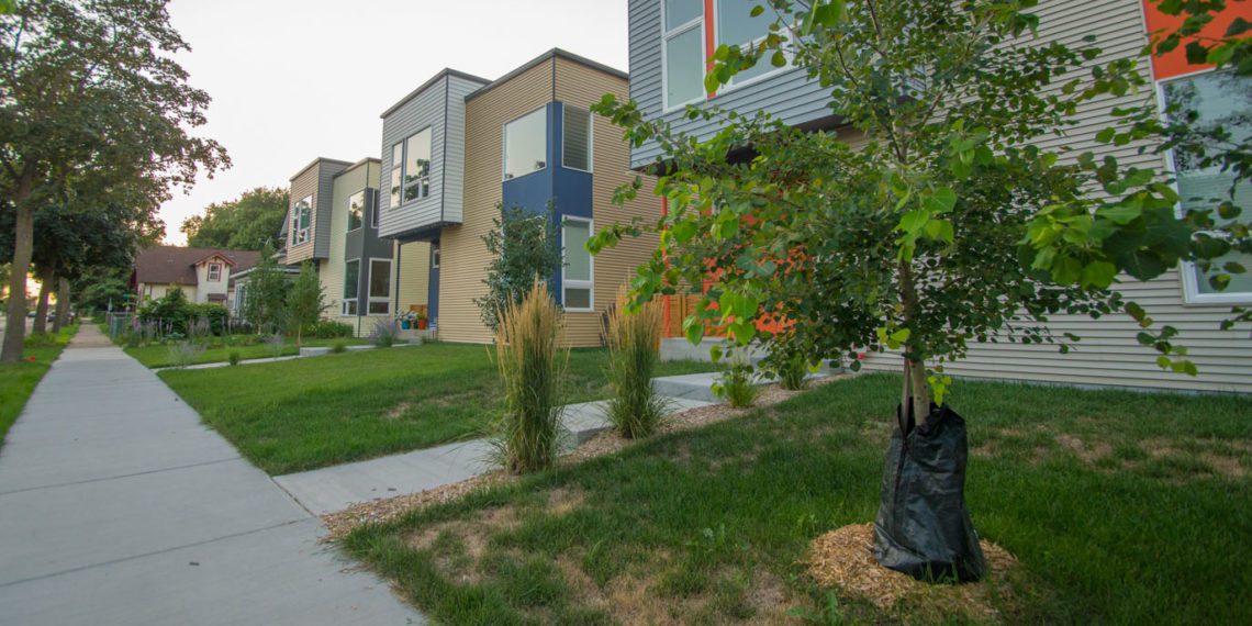 Five US co-ops get US$170,000 for work in low-income communities