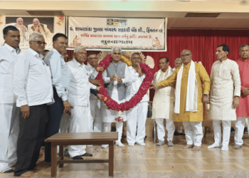 FY 21-22: Sabarkantha DCCB does well; offers computers to 502 PACCs