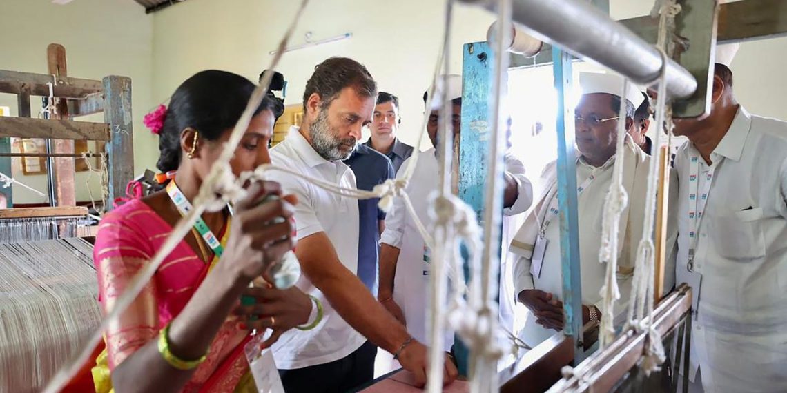 Rahul visits co-op set up at Gandhi’s behest in Karnataka
