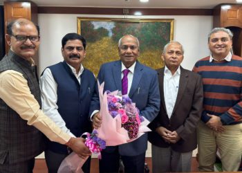 IFFCO team pays glowing tributes to MD