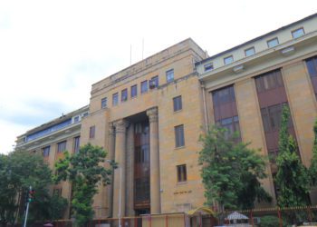 RBI imposes penalties on twenty co-op banks