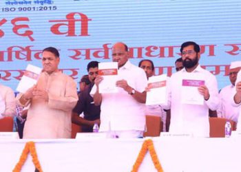 Shinde praises Pawar’s contributions to co-ops