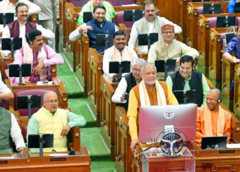 Yogi’s budget follows Centre’s footsteps; announces sops for co-ops