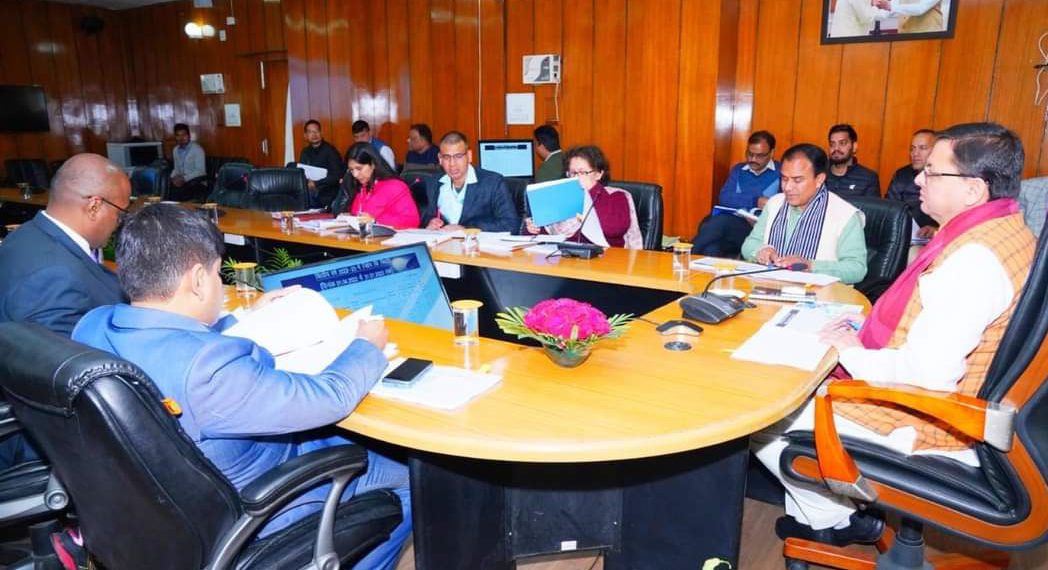 CM focusses on reducing NPAs of DCCBs