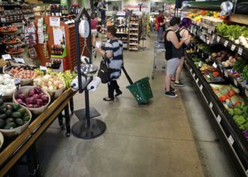 Eying to cash in the booming organic food market via co-ops